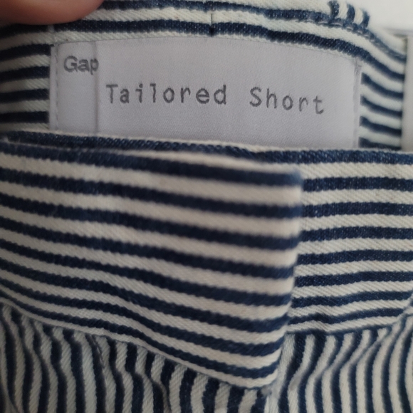 GAP NWT! Tailored shorts navy blue & white stripes size 4R - Picture 5 of 7